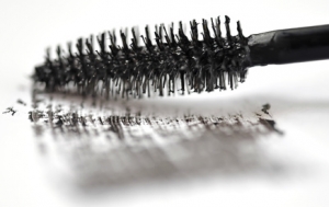 schwungvoll---was-mach-die-passende-mascara-aus