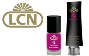 fuer-den-perfekten-cat-walk-auftritt---lcn-prasentiert-die-exklusive-daniela-katzenberger-make-up-serie-
